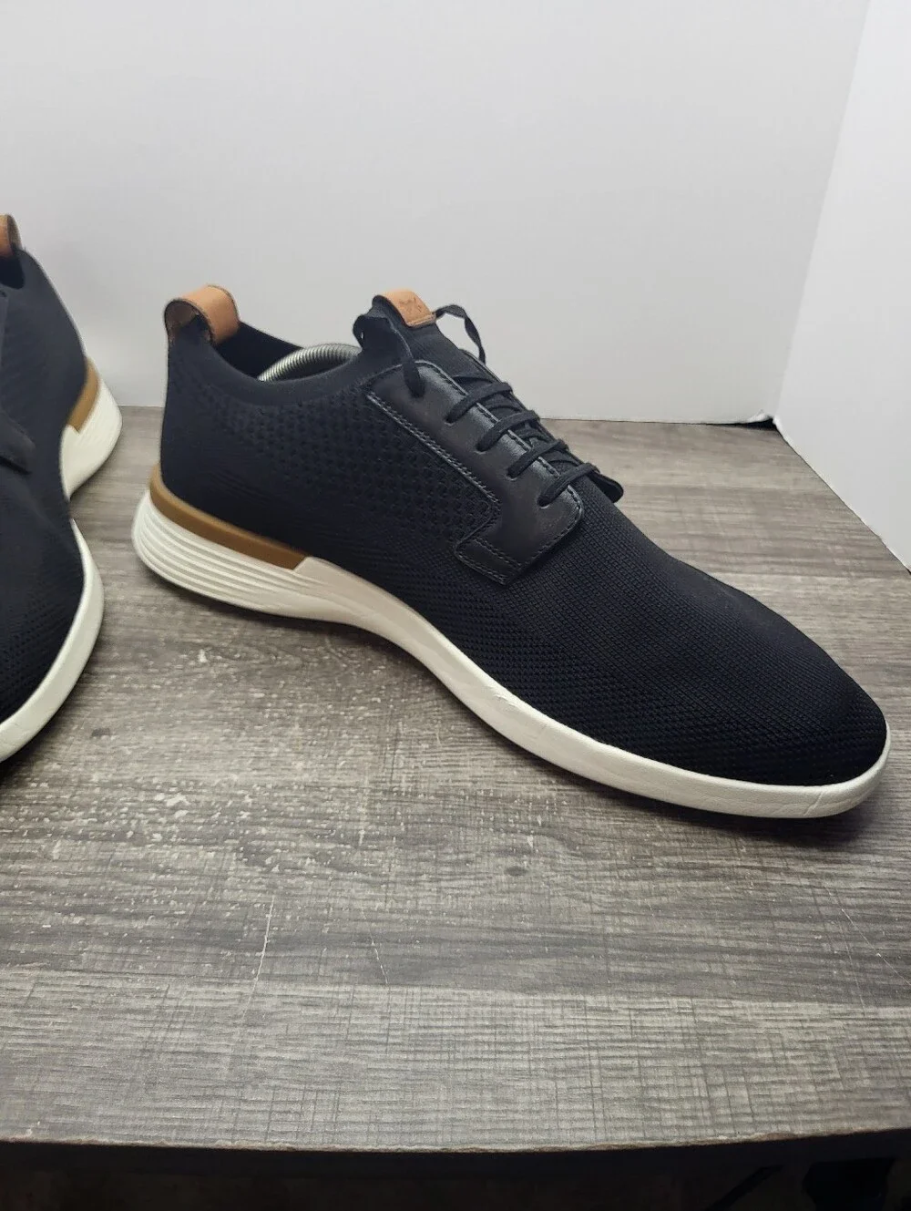 Wolf & Shepherd Men's Size 13 Swiftknit Derby Sneakers Shoes Black